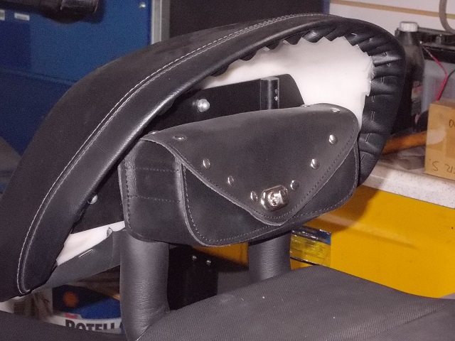 Suzuki Burgman 650 backrest pouch